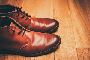 Leather lace-up shoes