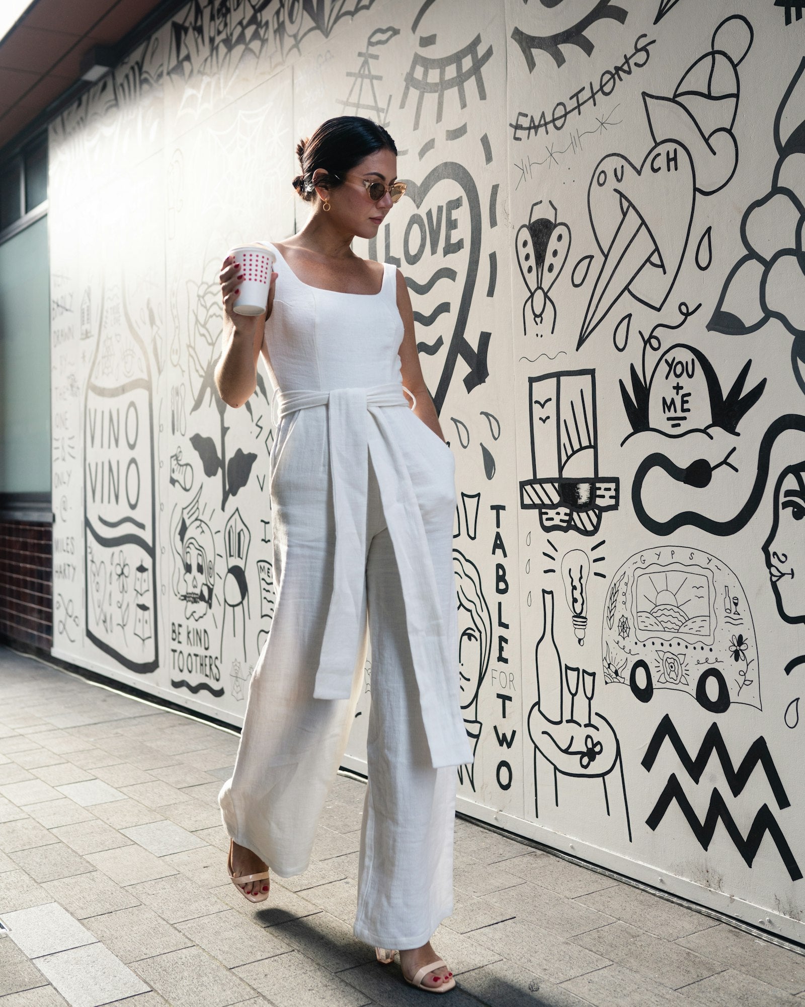 sfhero white outfit graffiti