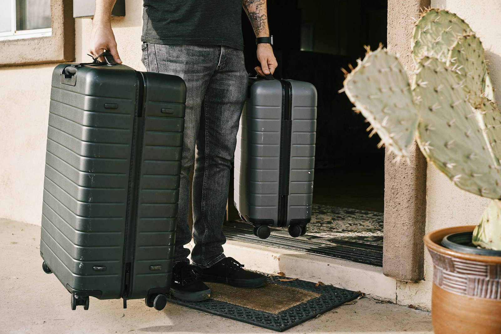 blog travel suitcases
